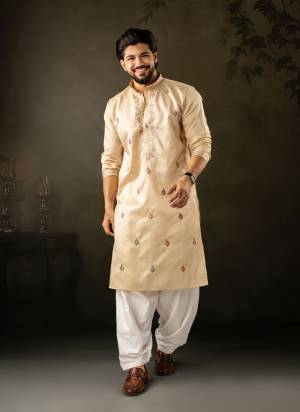 For A Festive And Party Wear,Attractive These Readymade Kurta With Payjama in Fine Colored.These Kurta is Fabricated On Linen And Art Silk Bottom With Designer Embroidery Work.Buy Now.