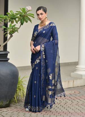 Attactive These Festive Wear Saree in Fine Colored.These Saree And Blouse is Fabricated On Jute Linen Silk.Its Beautified With Weaving Rich Jari Designer.