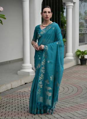 Attactive These Festive Wear Saree in Fine Colored.These Saree And Blouse is Fabricated On Jute Linen Silk.Its Beautified With Weaving Rich Jari Designer.