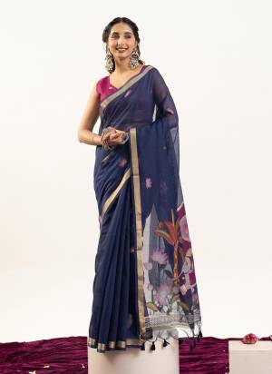 Garb These Festive Wear Saree in Fine Colored.These Saree And Blouse is Fabricated On Muga Cotton.Its Beautified With Multy Thread Rajwadi Weaving Designer.