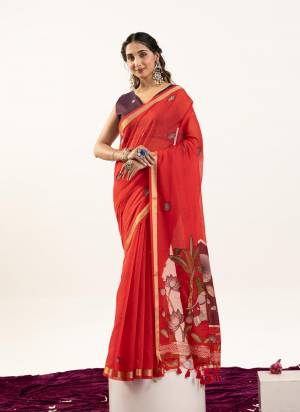Garb These Festive Wear Saree in Fine Colored.These Saree And Blouse is Fabricated On Muga Cotton.Its Beautified With Multy Thread Rajwadi Weaving Designer.