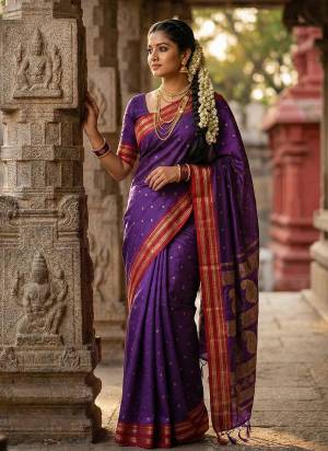 Garb These Fastive And Party Wear Saree in Fine Colored.These Saree And Blouse is Fabricated On Soft Silk.Its Beautified With Woven Jari Designer.