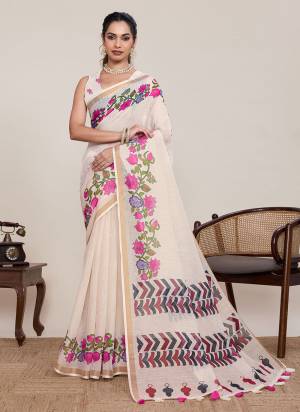 Looking This Party Wear Saree Paired With Blouse.This Saree And Blouse Are Linen Silk Fabric With Woven Jari Border Designer With Printed. Buy This Pretty Saree Now.