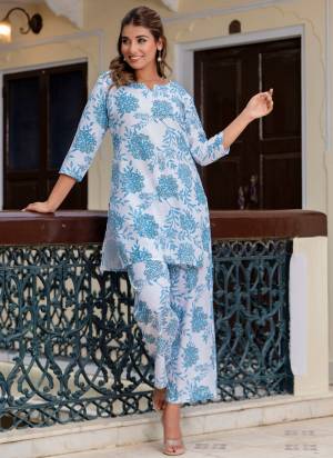 Attractive These Beautiful Party Wear Readymade Top With Bottom.These Dress is Fabricated On Top And Bottom Are Cotton Blend.Its Beautified With Designer Printed.