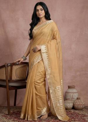 Garb These Fastive And Party Wear Saree in Fine Colored.These Saree And Blouse is Fabricated On Cotton.Its Beautified With Woven Jari Gala Designer.