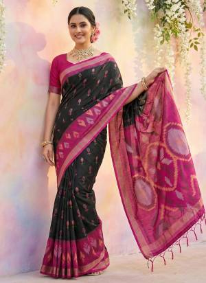 Attractive These Fastive And Party Wear Saree in Fine Colored.These Saree And Blouse is Fabricated On Soft Silk.Its Beautified With Weaving Designer.