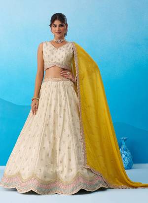 Attrective Looking This Party Wear Fine Color Fancy Heavy Designer Choli And Lahenga Fabriced On Tissue And Dupatta Tissue In Fabricated Beautified With Attrective Designer Sequance Embroidery,Hand Work. Buy Now.