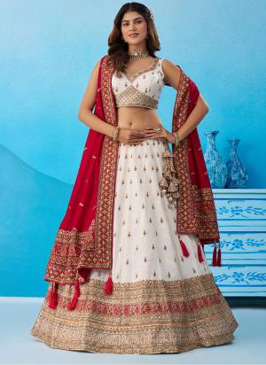  Looking This Party Wear Fine Color Fancy Heavy Designer Choli And Lahenga Fabriced On Chinon And Dupatta Chinon In Fabricated Beautified With Attrective Designer Sequance Embroidery Work. Buy Now.