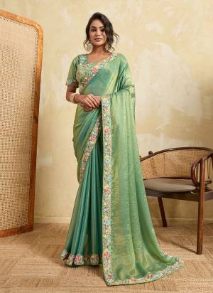 Attrective These Party Wear Saree in Fine Colored.These Saree Are Fendy Chiffon And Blouse is Fendy Chiffon Fabricated.Its Beautified With Heavy Designer Embroidery Work.