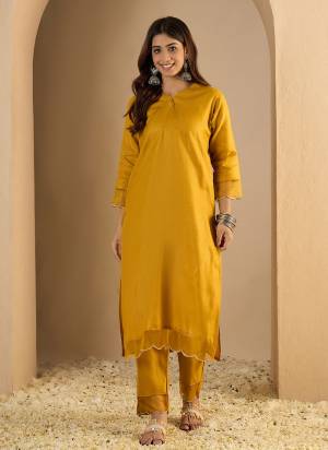 Attractive These Beautiful Party Wear Readymade Top With Bottom.These Dress is Fabricated On Top And Bottom Are Cotton Blend.Its Beautified With Solid Designer.