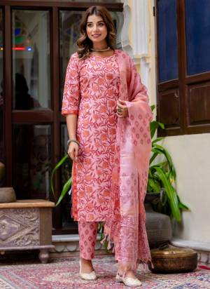Looking These Beautiful Readymade Suits With Dupatta.These Suit is Fabricated On Top Are Cotton Blend And Bottom Are Cotton Blend And Kota Checks Dupatta .Its Beautified With Designer Floral Printed.