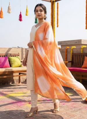 Grab These Beautiful Colored Ethnic Dupatta.This Dupatta is Fabricated On Beautiful Organza Fabric . It Is Beautified With Beautiful Designer Printed.