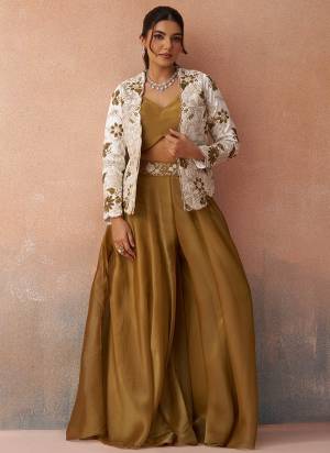 Looking These Beautiful Looking Party Wear Readymade Indo Western Crop Top ,Plazzo With Jacket.These Top Are Tissue And Bottom is Fabricated On Tissue And Raw Silk Jacket.Its Beautified With Heavy Designer Embroidery,Beads,Stone Work.