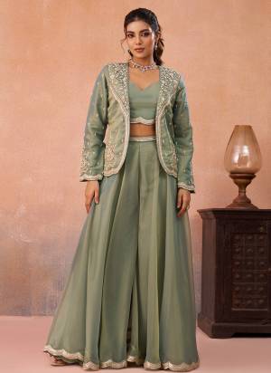 Looking These Beautiful Looking Party Wear Readymade Indo Western Crop Top ,Plazzo With Jacket.These Top Are Tissue And Bottom is Fabricated On Tissue And Tissue Jacket.Its Beautified With Heavy Designer Embroidery,Beads,Stone Work.