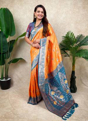 Garb These Party Wear Saree in Fine Colored.These Saree And Blouse is Fabricated On Banarasi Silk.Its Beautified With Weaving Jari Meenakari Jaal Designer.