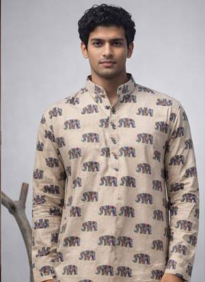 For A festive Wear,Grab These Readymade Short Kurta in Fine Colored.These Kurta is Fabricated On Linen With Designer Printed.Buy Now.