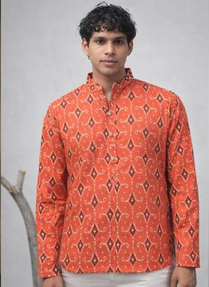 For A festive Wear,Grab These Readymade Short Kurta in Fine Colored.These Kurta is Fabricated On Linen With Designer Printed.Buy Now.
