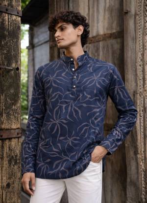 For A festive Wear,Grab These Readymade Short Kurta in Fine Colored.These Kurta is Fabricated On Linen With Designer Printed.Buy Now.