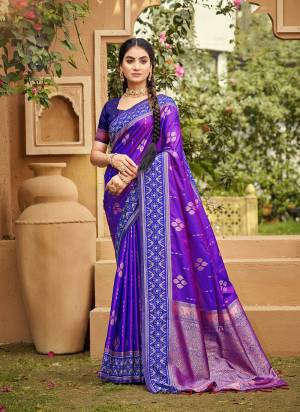 Looking These Fastive And Party Wear Saree in Fine Colored.These Saree And Blouse is Fabricated On Soft Silk.Its Beautified With Woven Jacquard Designer.