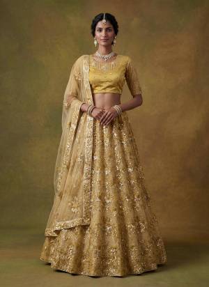 For A Fancy Designer Look,Grab These Lehenga Choli With Dupatta in Fine Colored.These Lehenga And Choli Are Net And Dupatta Are Fabricated On Soft Net Pair.Its Beautified With Fancy 3 D Sequance,Multy Thread Embroidery Work. 