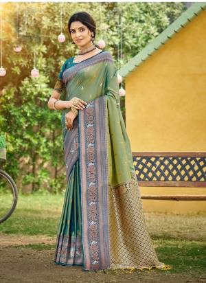 Looking These Fastive And Party Wear Saree in Fine Colored.These Saree And Blouse is Fabricated On Soft Silk.Its Beautified With Woven Jacquard Designer.