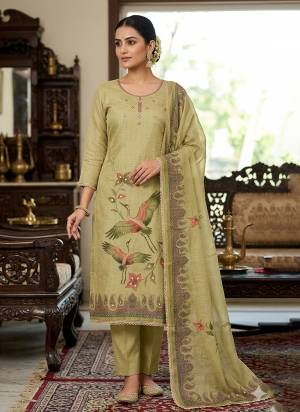 Attractive These Suit in Fine Colored Pair With Bottom And Dupatta.These Top Are Lilen Cotton And Dupatta Are Fabricated On Lilen Cotton Pair With Rayon Bottom.Its Beautified With Designer Printed, Hand Work.