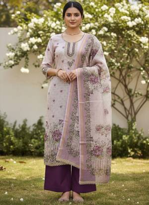 Attractive These Suit in Fine Colored Pair With Bottom And Dupatta.These Top Are Lilen Cotton And Dupatta Are Fabricated On Lilen Cotton Pair With Rayon Bottom.Its Beautified With Designer Printed, Hand Work.