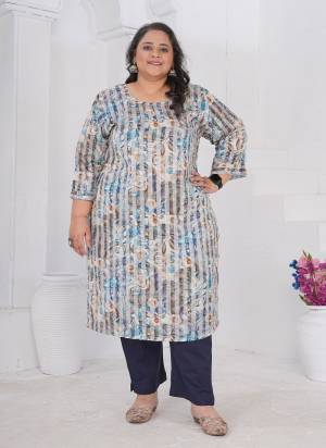Attrective These Beautiful Looking Readymade Plus Size Kurti.These Kurti is Fabricated On Rayon Slub.Its Beautified With Designer Printed.