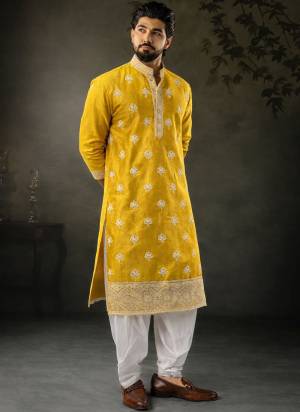 For A Festive And Party Wear,Attractive These Readymade Kurta With Payjama in Fine Colored.These Kurta is Fabricated On Silk And Art Silk Bottom With Designer Embroidery Work.Buy Now.