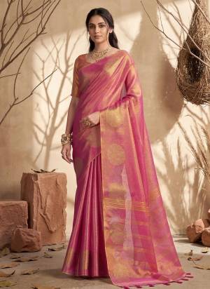 Attractive These Fastive And Party Wear Saree in Fine Colored.These Saree And Blouse is Fabricated On Tissue Silk.Its Beautified With Woven Jacquard Jari Designer.