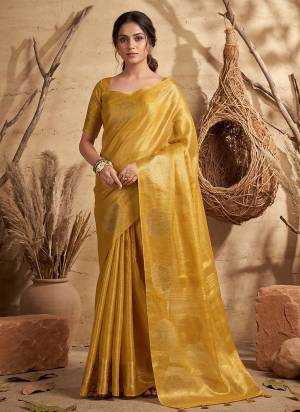 Attractive These Fastive And Party Wear Saree in Fine Colored.These Saree And Blouse is Fabricated On Tissue Silk.Its Beautified With Woven Jacquard Jari Designer.