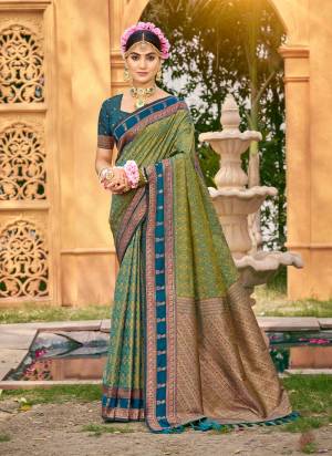 Looking These Fastive And Party Wear Saree in Fine Colored.These Saree And Blouse is Fabricated On Soft Silk.Its Beautified With Woven Jacquard Designer.
