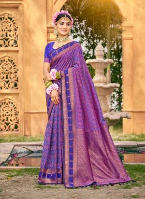 Looking These Fastive And Party Wear Saree in Fine Colored.These Saree And Blouse is Fabricated On Soft Silk.Its Beautified With Woven Jacquard Designer.