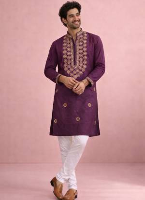For A Festive And Party Wear,Attractive These Readymade Kurta With Payjama in Fine Colored.These Kurta is Fabricated On Rolex Silk And Art Silk Bottom With Designer Printed.Buy Now.