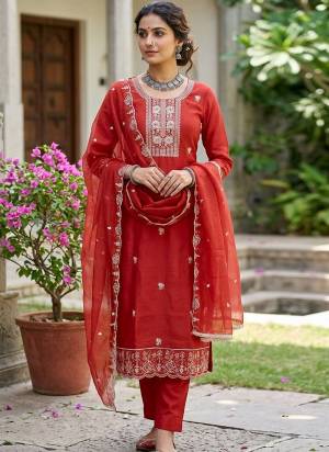 Looking These Suit in Fine Colored Pair With Bottom And Dupatta.These Top Are Viscose Satin And Dupatta Are Fabricated On Nazmin Pair With Rayon Bottom.Its Beautified With Designer Embroidery,Hand Work.