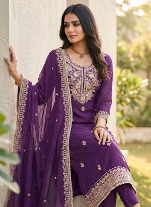 Looking These Suit in Fine Colored Pair With Bottom And Dupatta.These Top Are P V Cotton And Dupatta Are Fabricated On Nazmin Pair With Rayon Bottom.Its Beautified With Designer Embroidery,Hand Work.