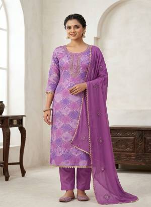 Garb These Suit in Fine Colored Pair With Bottom And Dupatta.These Top Are Muslin And Dupatta Are Fabricated On Nazmin Pair With Dull Santoon Bottom.Its Beautified With Designer Digital Printed,Hand Work.