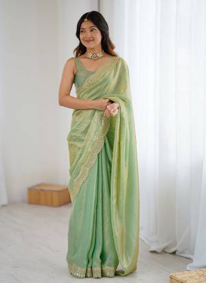 Attractive These Fancy Party Wear Saree in Fine Two Tone Colored.These Saree Are Fendy Satin Silk And Blouse is Fendy Satin Silk Fabricated.Its Beautified With Two Tone Color,Designer Sequance,Jari Embroidery Cut Work.