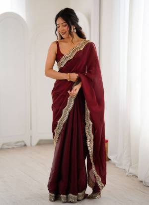 Attractive These Fancy Party Wear Saree in Fine Two Tone Colored.These Saree Are Fendy Satin Silk And Blouse is Fendy Satin Silk Fabricated.Its Beautified With Two Tone Color,Designer Sequance,Jari Embroidery Cut Work.