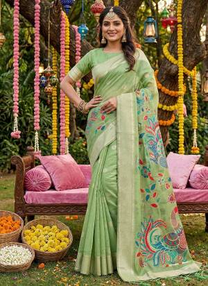 Attractive These Fastive And Party Wear Saree in Fine Colored.These Saree And Blouse is Fabricated On Linen Cotton.Its Beautified With Woven Designer.