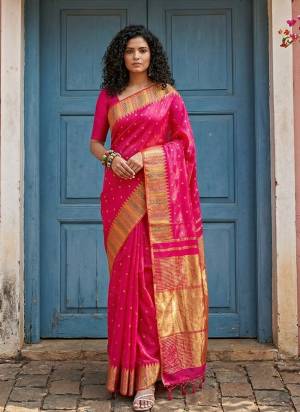 Looking These Fastive And Party Wear Saree in Fine Colored.These Saree And Blouse is Fabricated On Silk Blend.Its Beautified With Woven Designer.