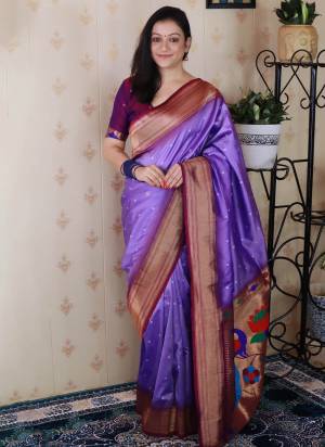 Garb These Party Wear Saree in Fine Colored.These Saree And Blouse is Fabricated On Soft Silk.Its Beautified With Weaving Bandhani Jari,Paithani Meenakari Pallu Designer.