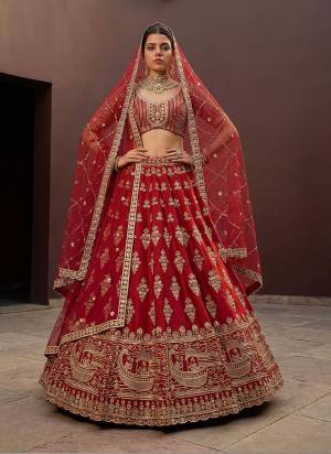 For A Fancy Designer Look,Grab These Lehenga Choli With 2 Dupatta in Fine Colored.These Lehenga And Choli Are Silk And Dupatta Are Fabricated On Net Pair.Its Beautified With Fancy Jari,Various Sequance Embroidery,Crystal Pipe Hand Work. 
