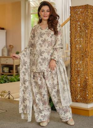 Atrective These Beautiful Looking Readymade Suits.These Top Are Cotton Silk And Bottom Are Cotton Silk Fabricated On Cotton Silk Dupatta.Its Beautified With Designer Digital Printed.