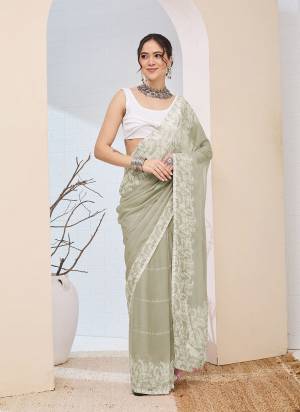 Looking These Party Wear Ready To Wear Saree in Fine Colored.These Saree Are Chiffon And Blouse is Chiffon Fabricated.Its Beautified With Designer Digital Printed.