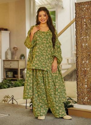 Garb These Beautiful Looking Readymade Plazzo Suits.These Top Are Cambric Cotton And Bottom is Fabricated On Cambric Cotton And Cotton Dupatta.Its Beautified With Designer Digital Printed.