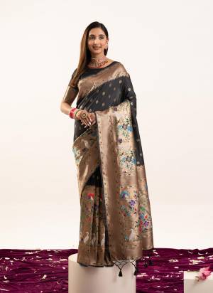 Looking These Festive Wear Saree in Fine Colored.These Saree And Blouse is Fabricated On Banarasi Silk.Its Beautified With Woven Jari Designer Meenakari Rich Paithani Pallu.