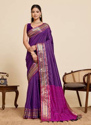 Garb This Party Wear Saree Paired With Blouse.This Saree And Blouse Are Silk Fabric With Heavy Woven Jari Designer. Buy This Pretty Saree Now.
