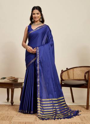 Garb This Party Wear Saree Paired With Blouse.This Saree And Blouse Are Soft Silk Fabric With Woven Jari Pallu Border Gala Designer. Buy This Pretty Saree Now.