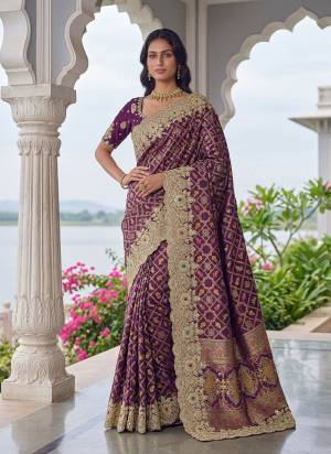 Buy These Pretty Colored Heavy Designer Look Saree For Upcoming Wedding Season.